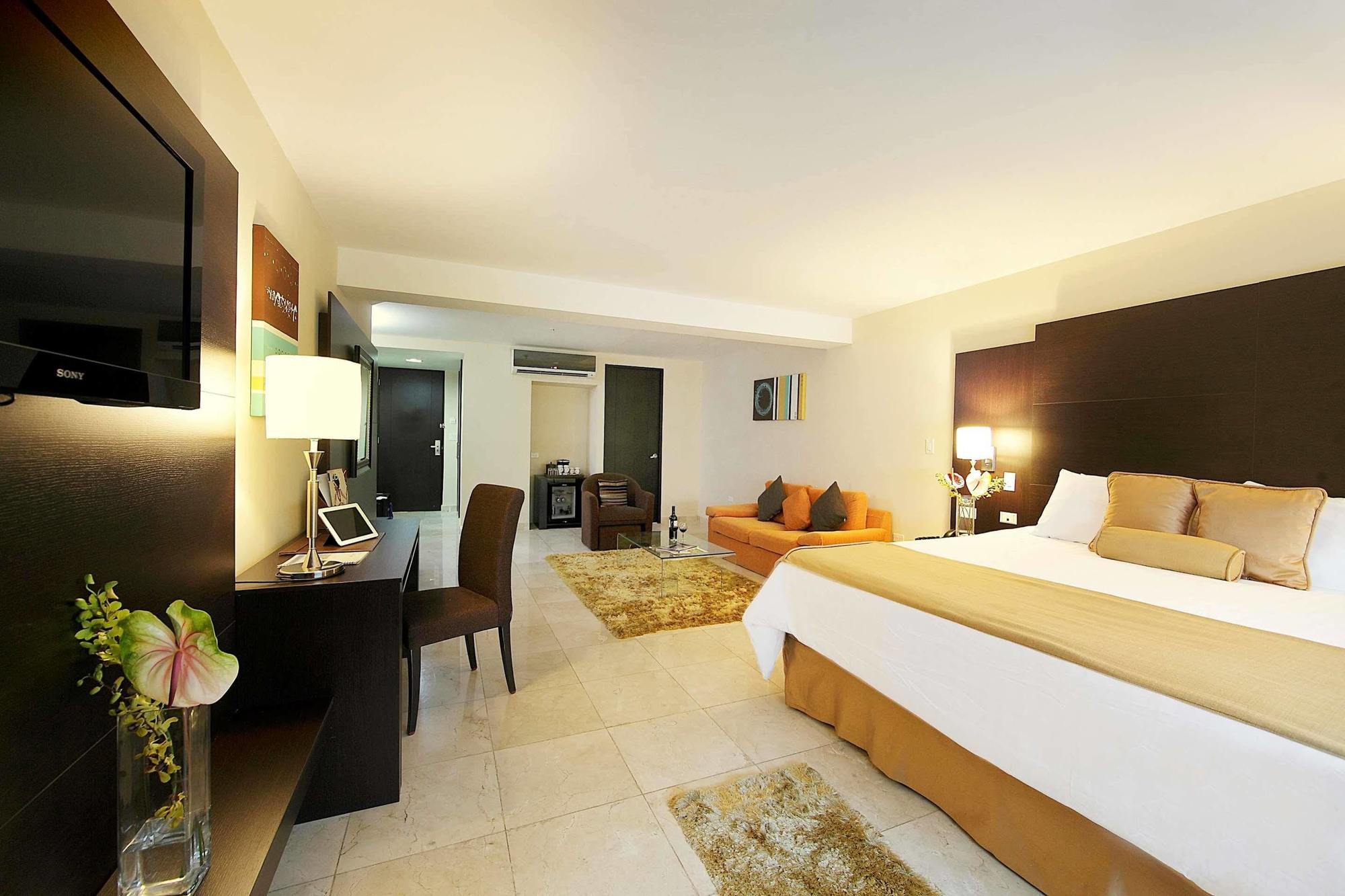 Wyndham Garden Panama City Eksteriør billede